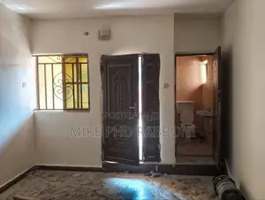 2bdrm Block of Flats in Thinkers Corner, Enugu for rent