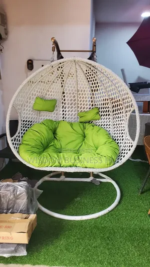 Double Seaters Garden Swing for Homes and Garden