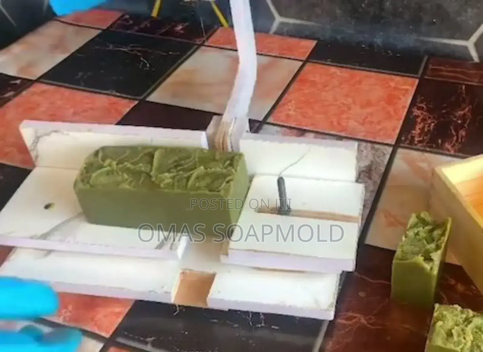 Single String Soap Cutter