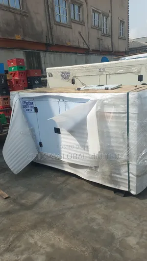 30kva Perkins Soundproof Diesel Generator 100% Copper Coil