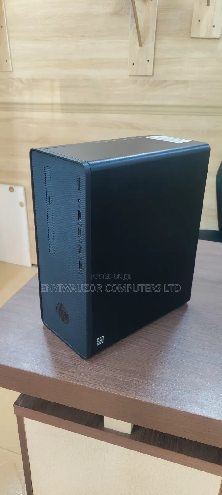 Desktop Computer HP 8GB AMD Ryzen 3 HDD 500GB