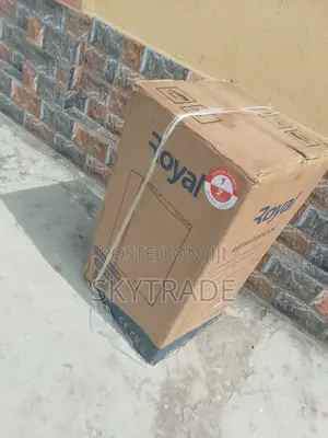 Standard Royal Refrigerator (3 Shelves)