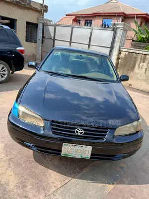 Toyota Camry Automatic 1999 Black