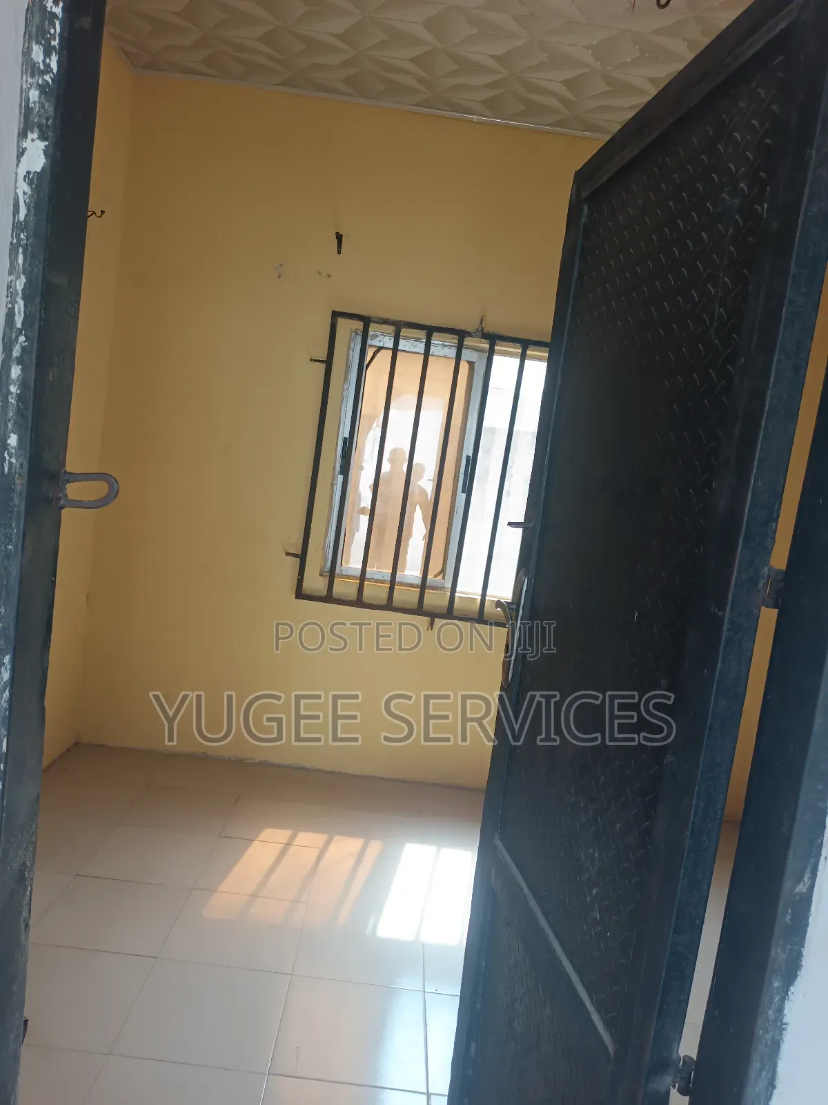 1bdrm Block of Flats in Okpanam Rd, Oshimili South for rent