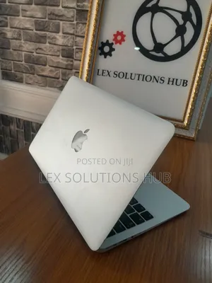 Laptop Apple MacBook 2012 4GB Intel Core I5 SSD 256GB