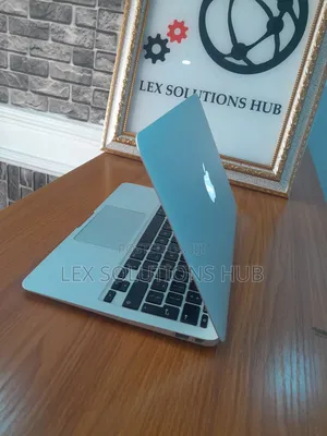 Laptop Apple MacBook 2012 4GB Intel Core I5 SSD 256GB