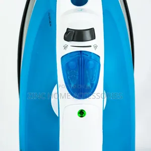 Status 1,300w Steam Iron
