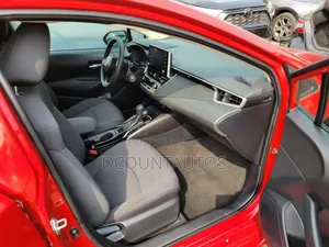Toyota Corolla LE 2021 Red