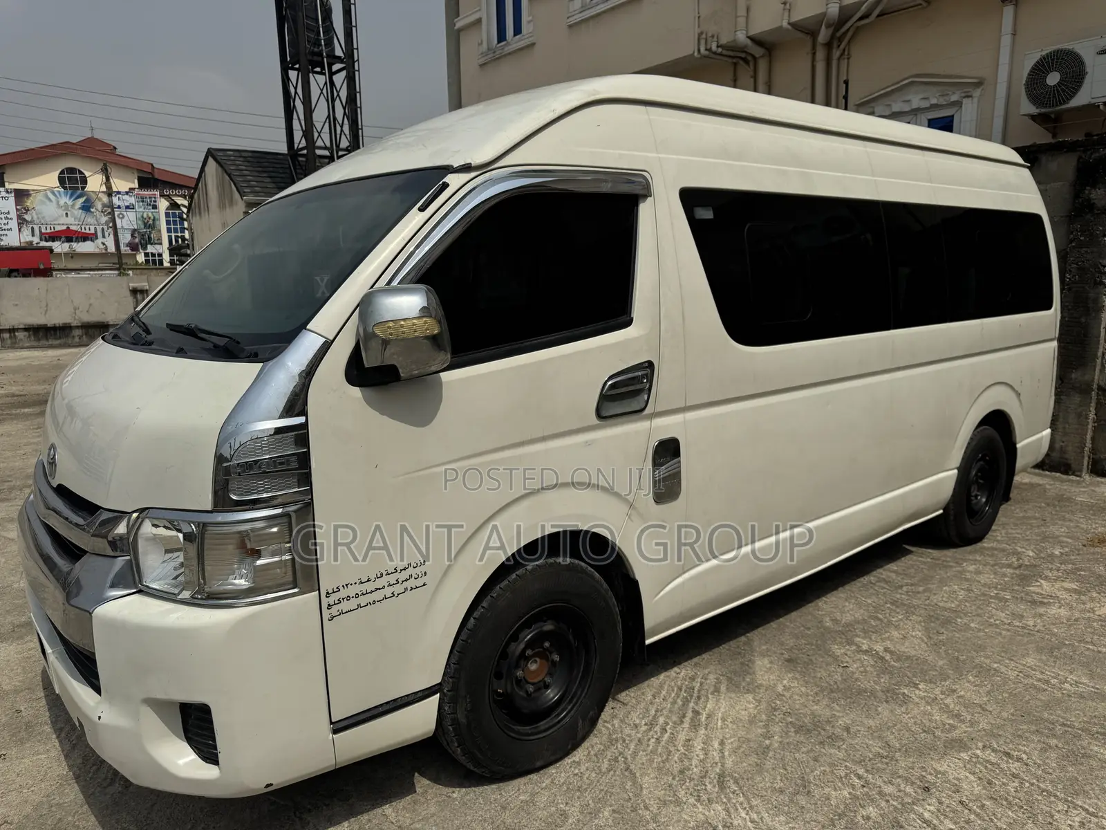 Toyota HiAce 2018 White