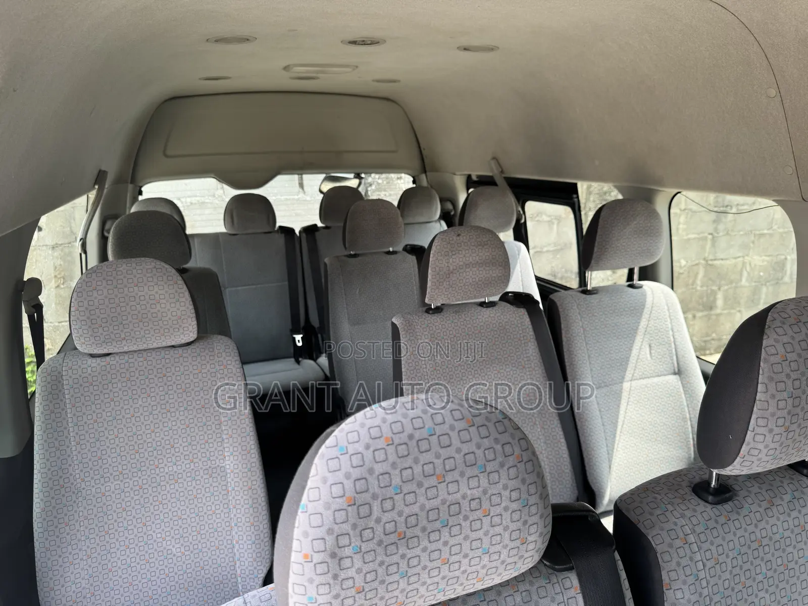 Toyota HiAce 2018 White