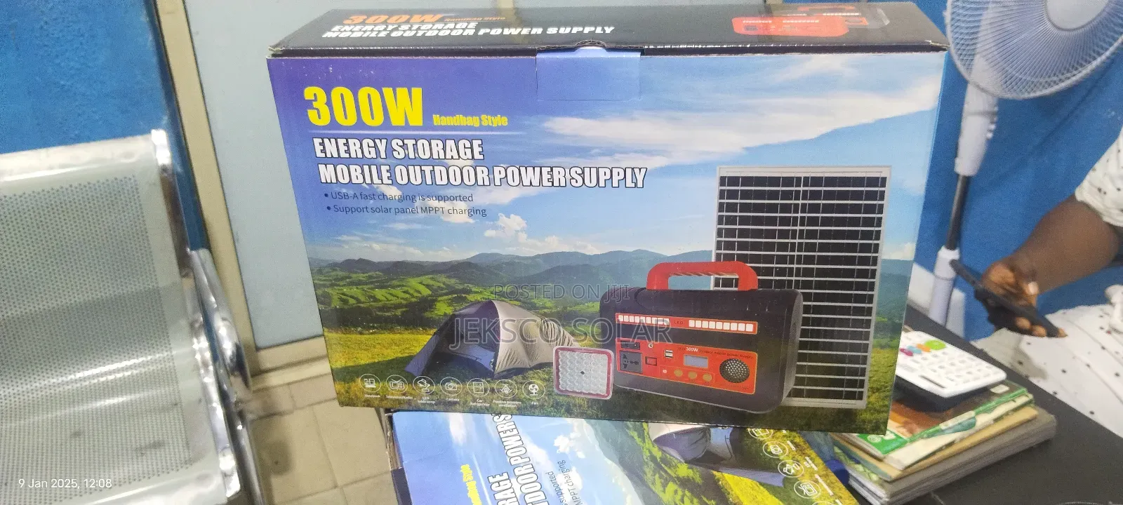300 Watts Solar Generator, Energy Storage.