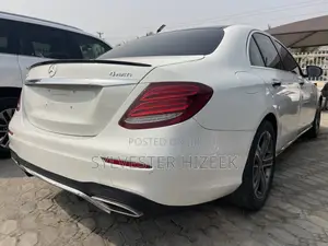 Mercedes-Benz E300 2017 White
