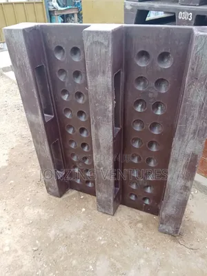 Heavy Duty 35kg Rubber Pallets