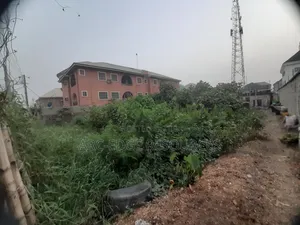 Full Plot in a Serene Environment