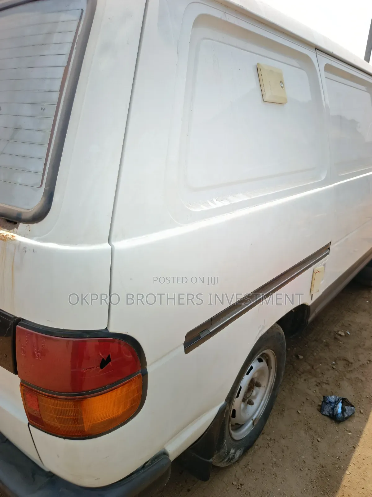 Toyota Lite-Ace 1993 White