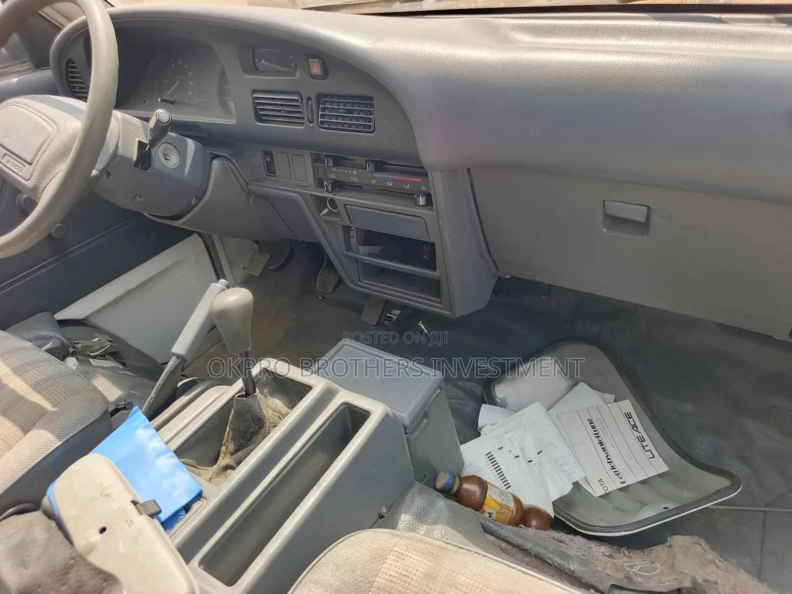 Toyota Lite-Ace 1993 White