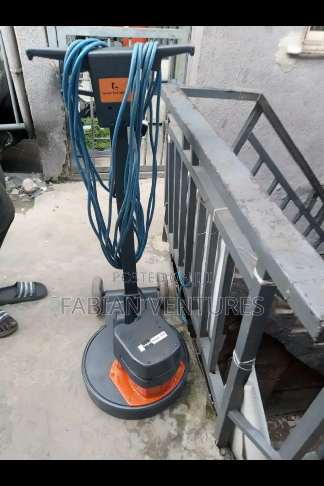 Scrubbing Machine