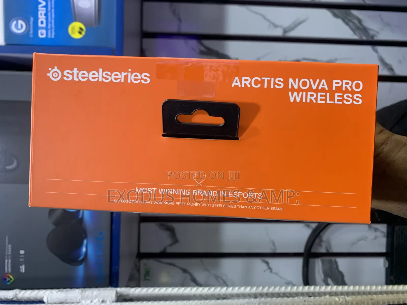 Steelseries Arctis Nova Pro Wireless Multi-System Gaming HST