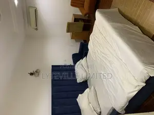 Single Room, Shared Duplex