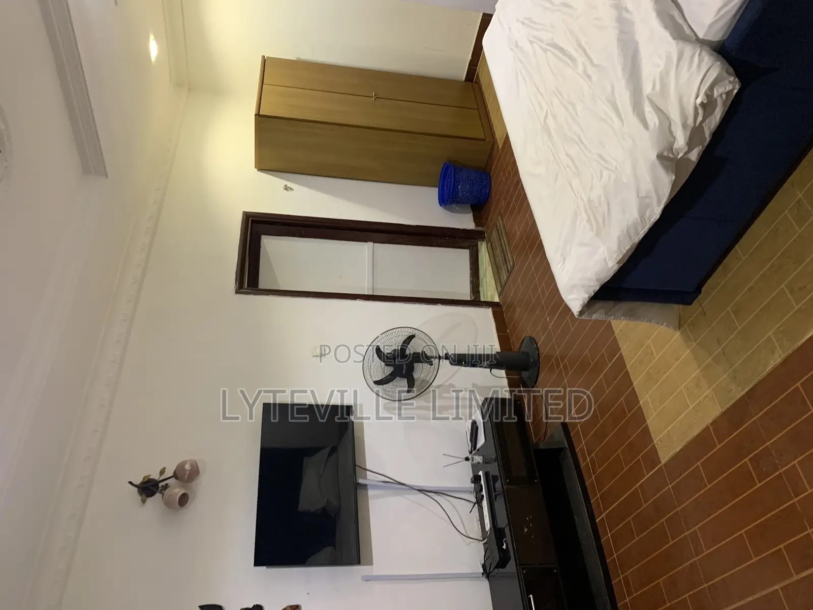 Single Room, Shared Duplex