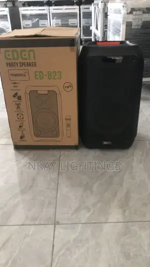 Eden 823speaker