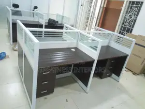 High Standard Imported Work Station by 4