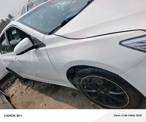Toyota Camry 2016 White