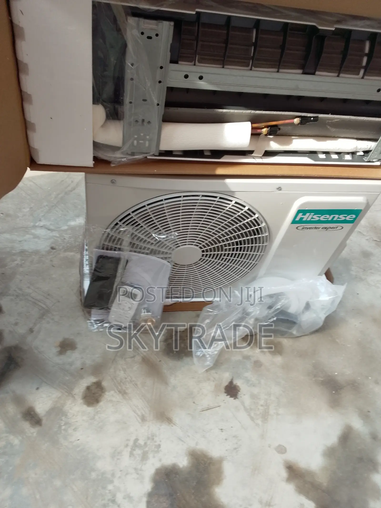 The Unique (As12dk1) Hisense Split AC + Remote (Inverter)