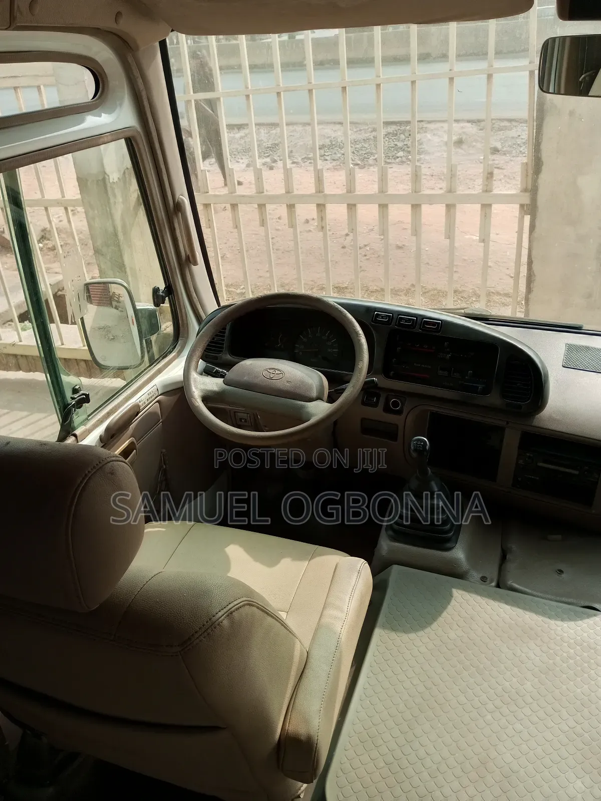 Toyota Coaster 2010 White
