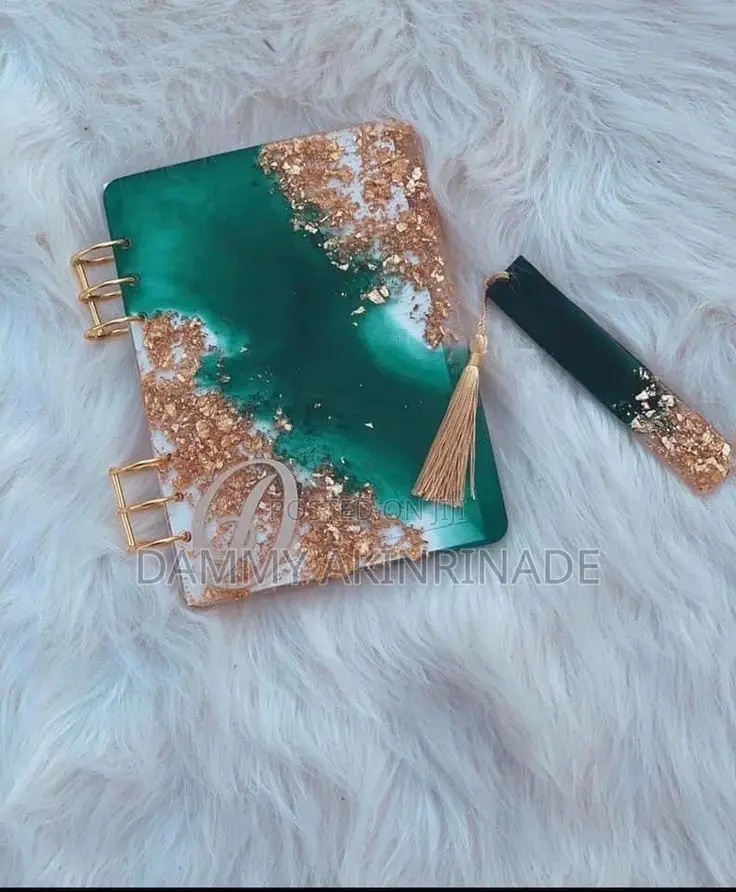 Resin Souvenirs