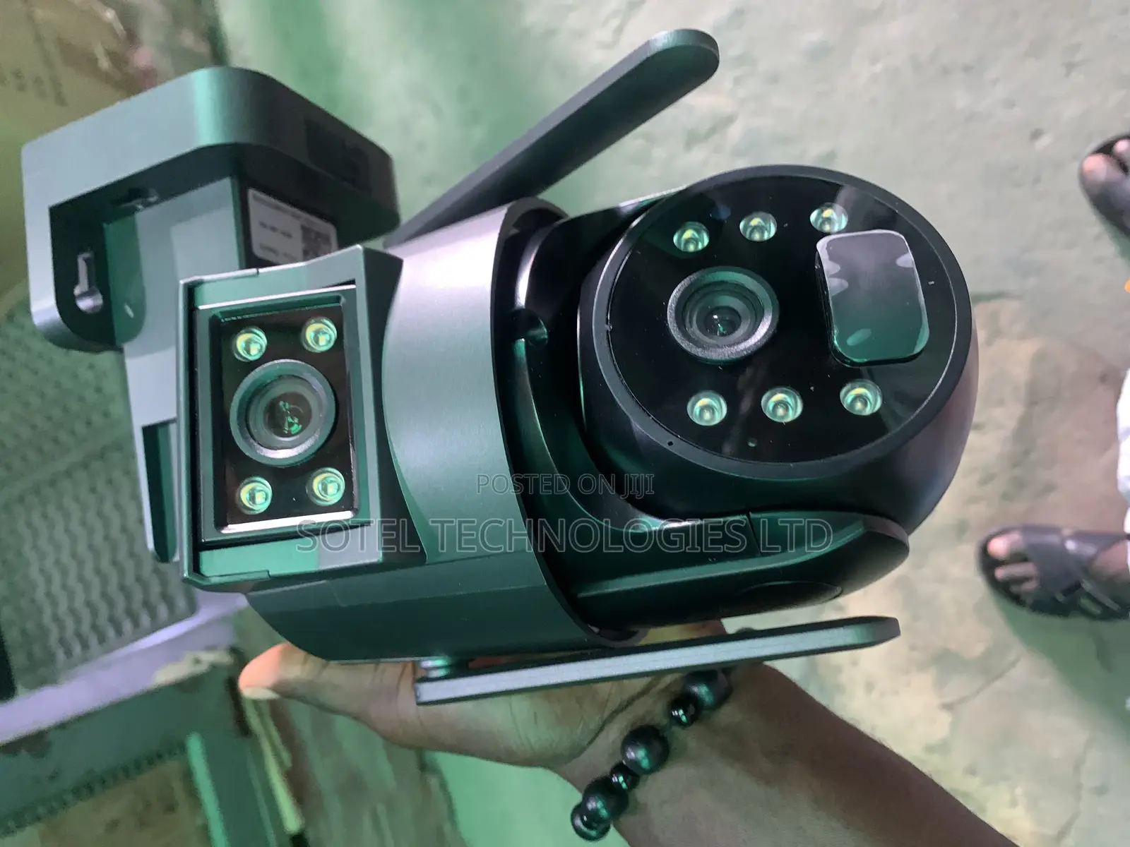 5mp Dual Lens PTZ Solar Camera With Motion Sensor