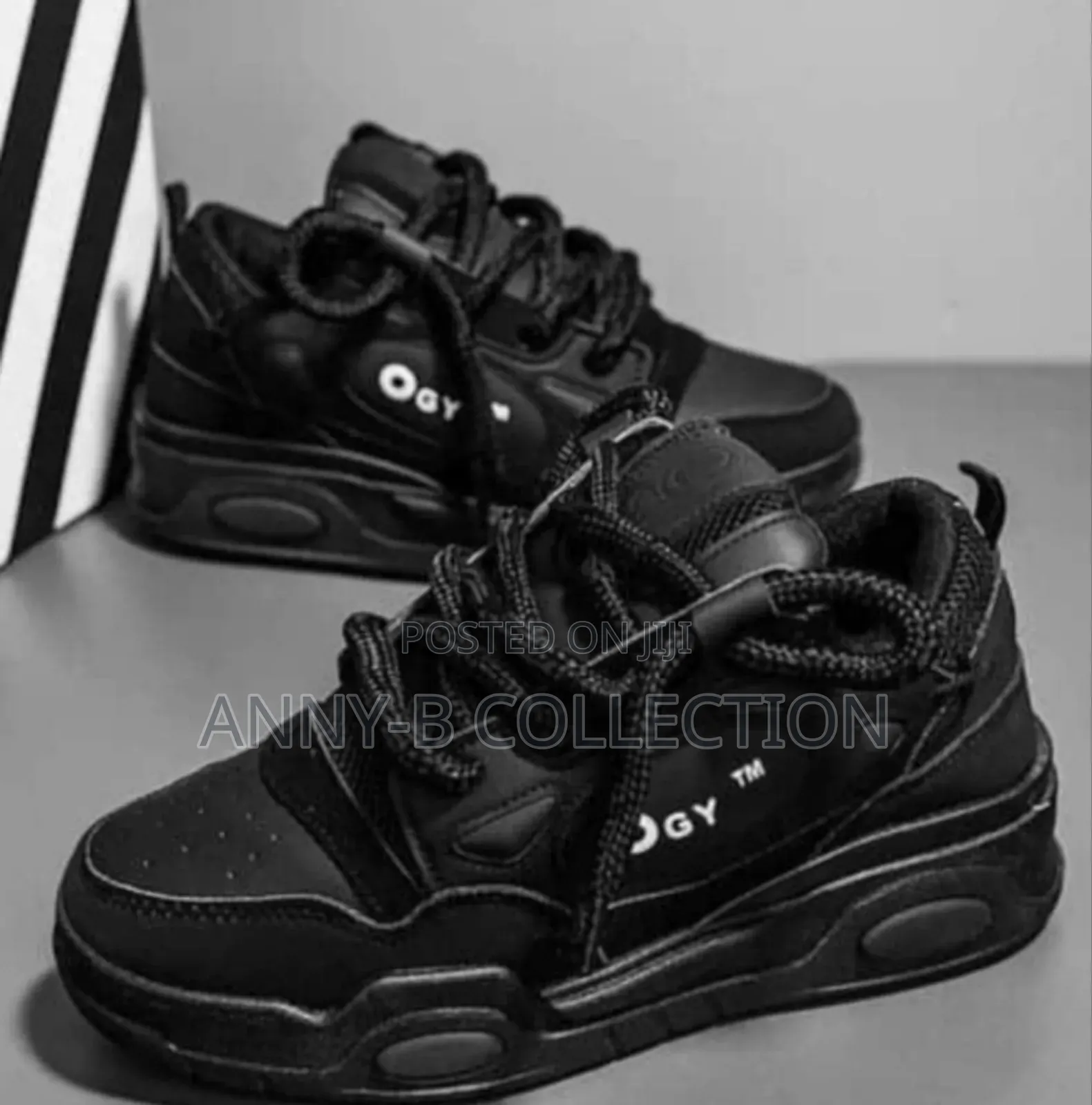 New Quality OGIY Black Sneakers