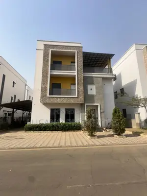Furnished 5bdrm Duplex in Wuye for sale