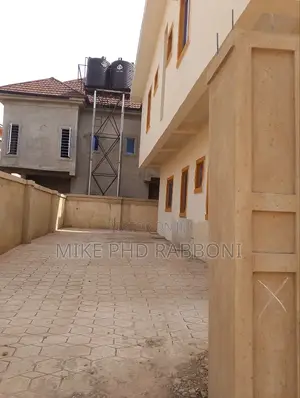 4bdrm Duplex in Centinary, Enugu for sale