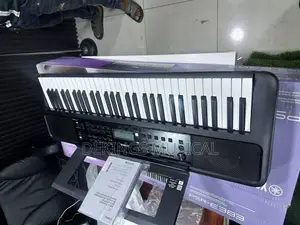 Yamaha PSR E383 61 Keys Keyboard (Adaptor Included)