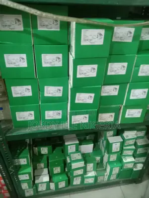 SCHNEIDER CONTACTOR D09-D95 F500 3pole 4pole.