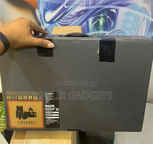 New Laptop Asus ROG Zephyrus G16 16GB Intel Core Ultra 9 SSD 1T
