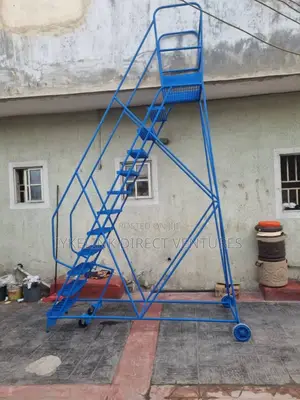Platform Ladder (Industrial Ladder)