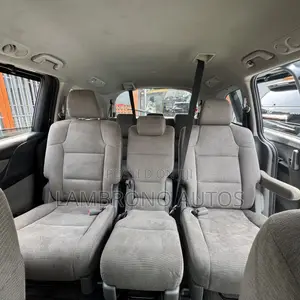 Honda Odyssey 2013 Silver