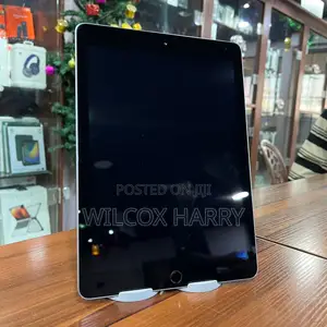 Apple iPad 9.7 32 GB Silver