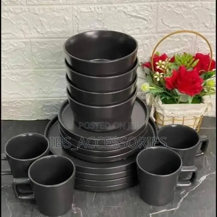 16piece Stoneware Dinner Set