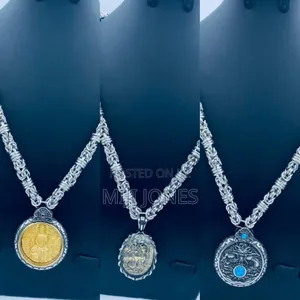 Photo - Quality Silver Roller Chain