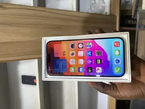 Photo - Apple iPhone 14 Pro Max 128 GB Purple