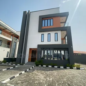 5bdrm Duplex in Secured Area, Ikate for sale