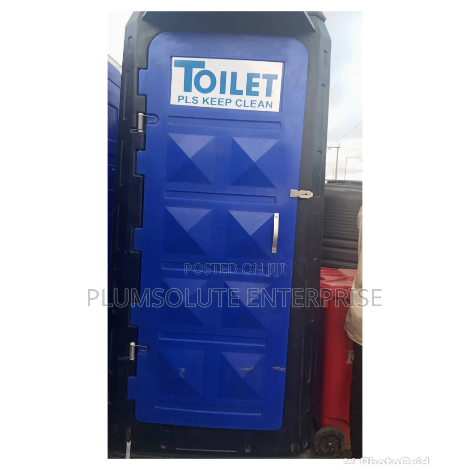 Moveable Public Toilet