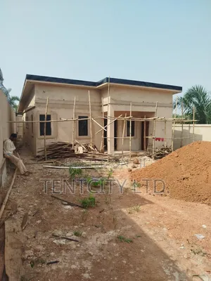 2bdrm Bungalow in Emene, Enugu for sale
