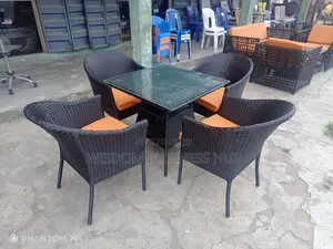 Outdoor/Restaurant Chairs for Homes and Restaurants