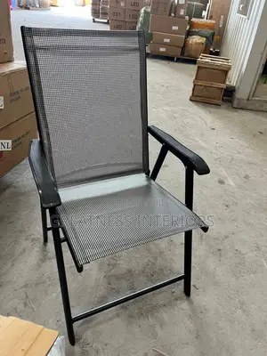 High Quality Imported Foldable Chair