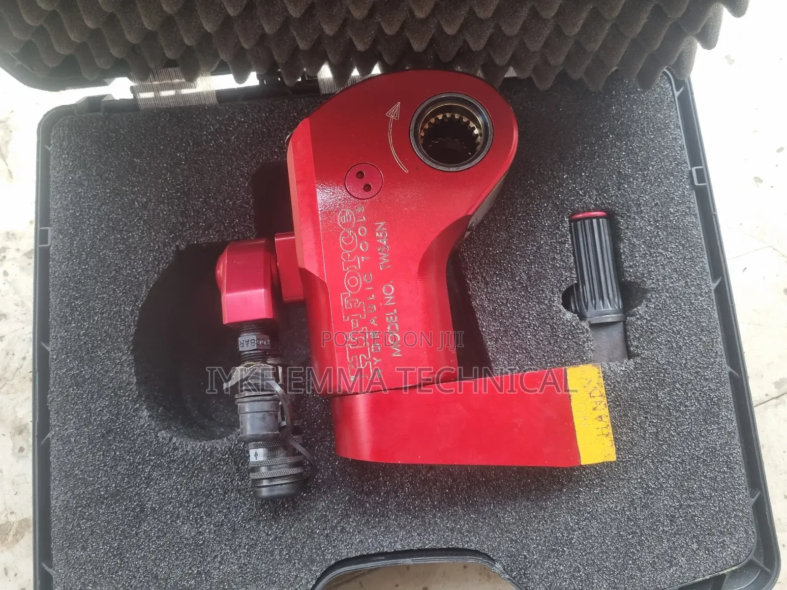 Square Drive 1" Hydraulic Torque Wrench