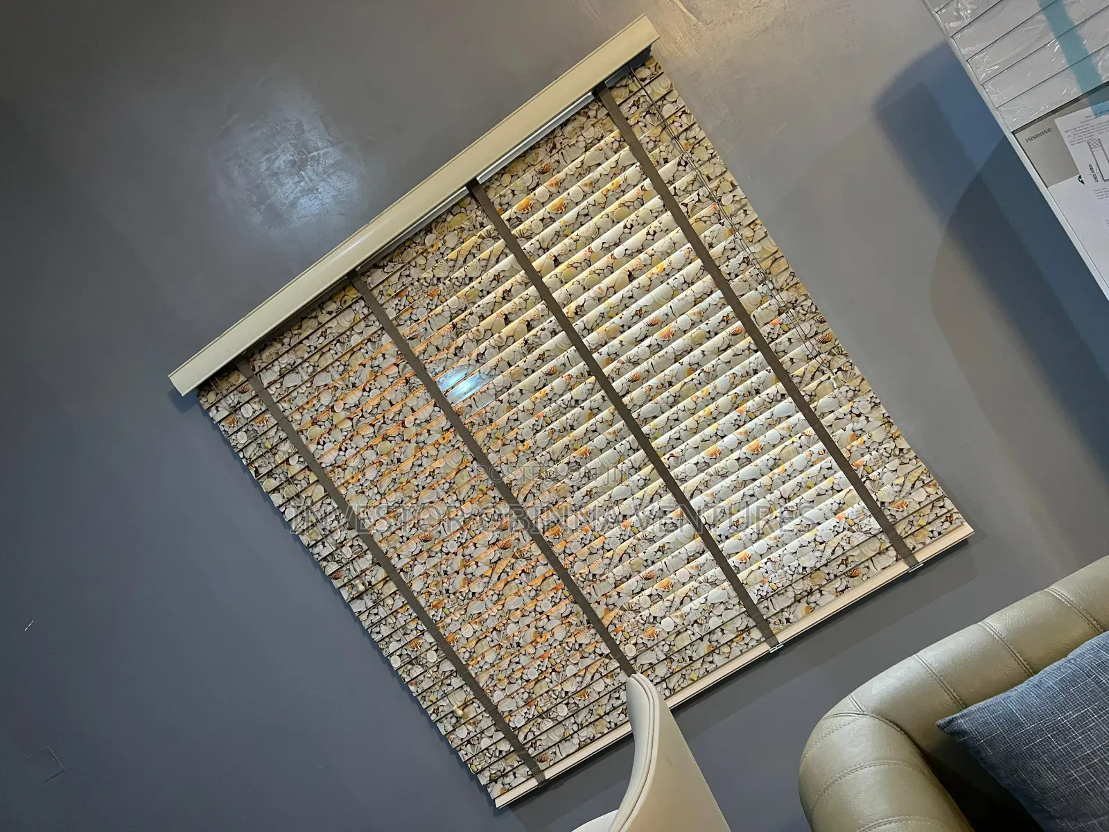 Your Classic Wooden Blind Original
